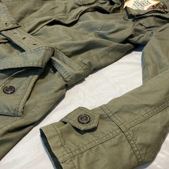 Von Dutch Trench Coat / Jacket / Size L - Picture 2 of 10